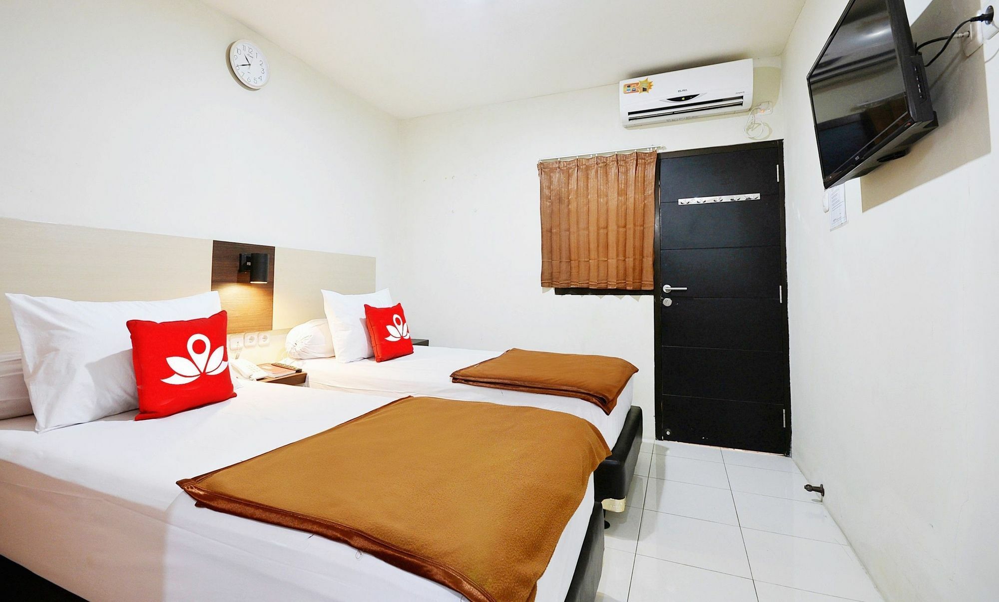 Zen Rooms Kuningan Syariah Jacarta Exterior foto